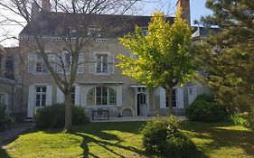 Le Cloitre Saint-Liphard